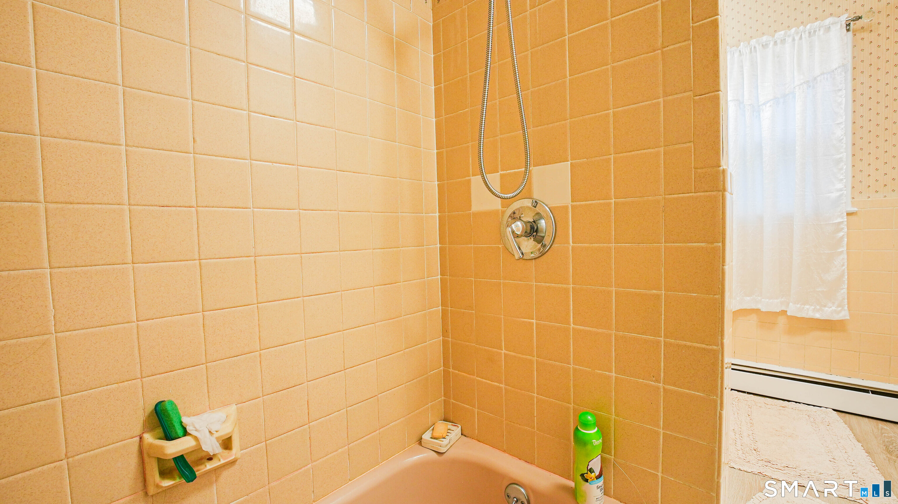 523 Treat Lane Orange CT 06477