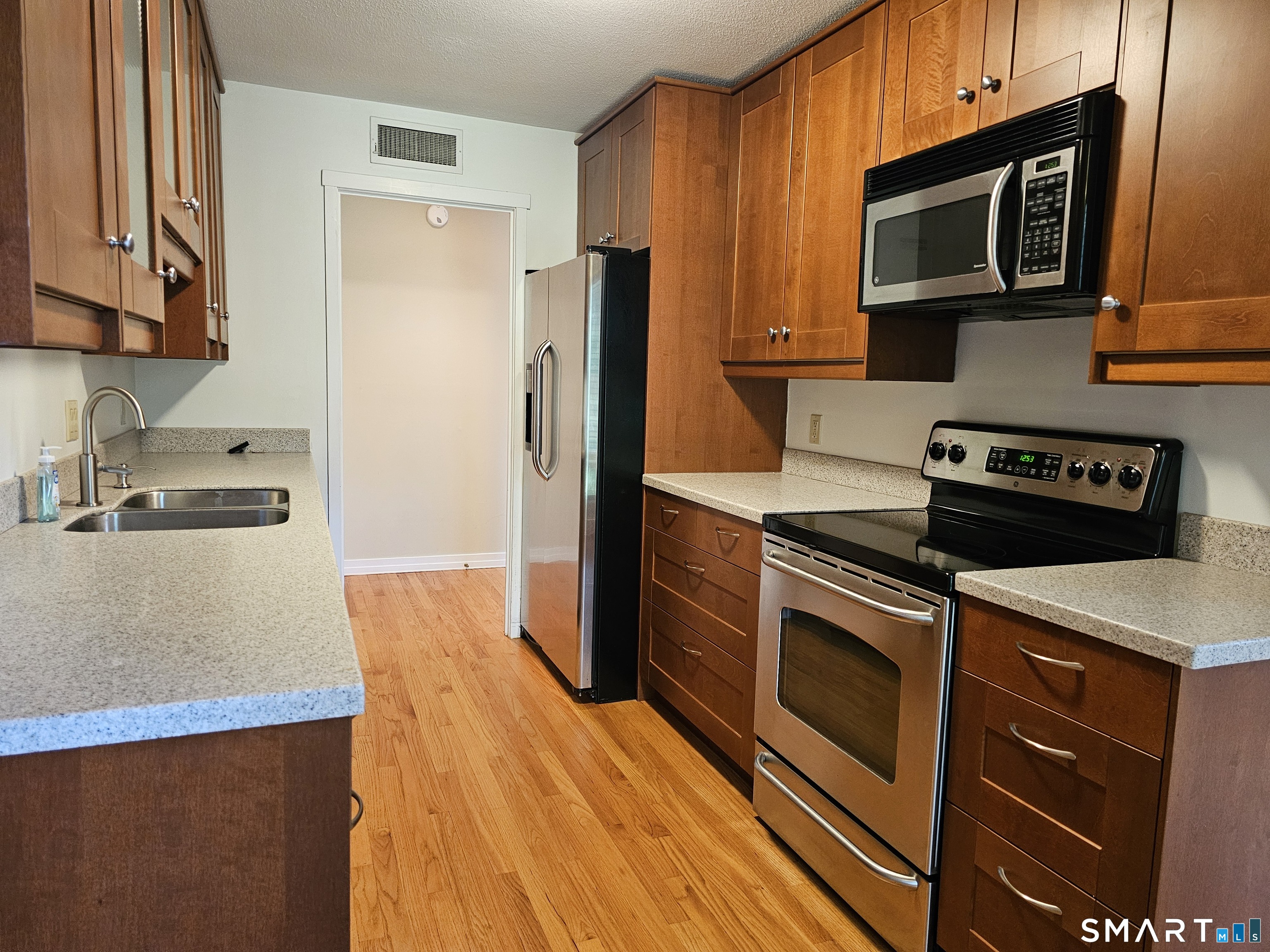 83 Mallard Drive Farmington CT 06032