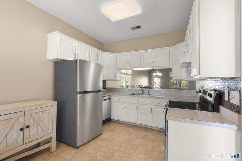 43 Pepper Bush Lane Newington CT 06111