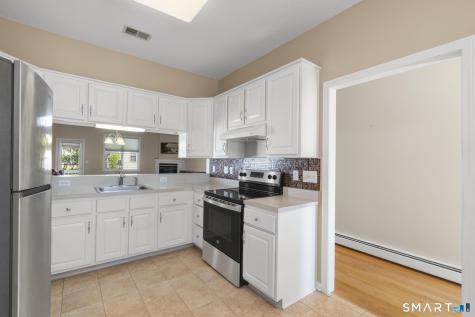 43 Pepper Bush Lane Newington CT 06111
