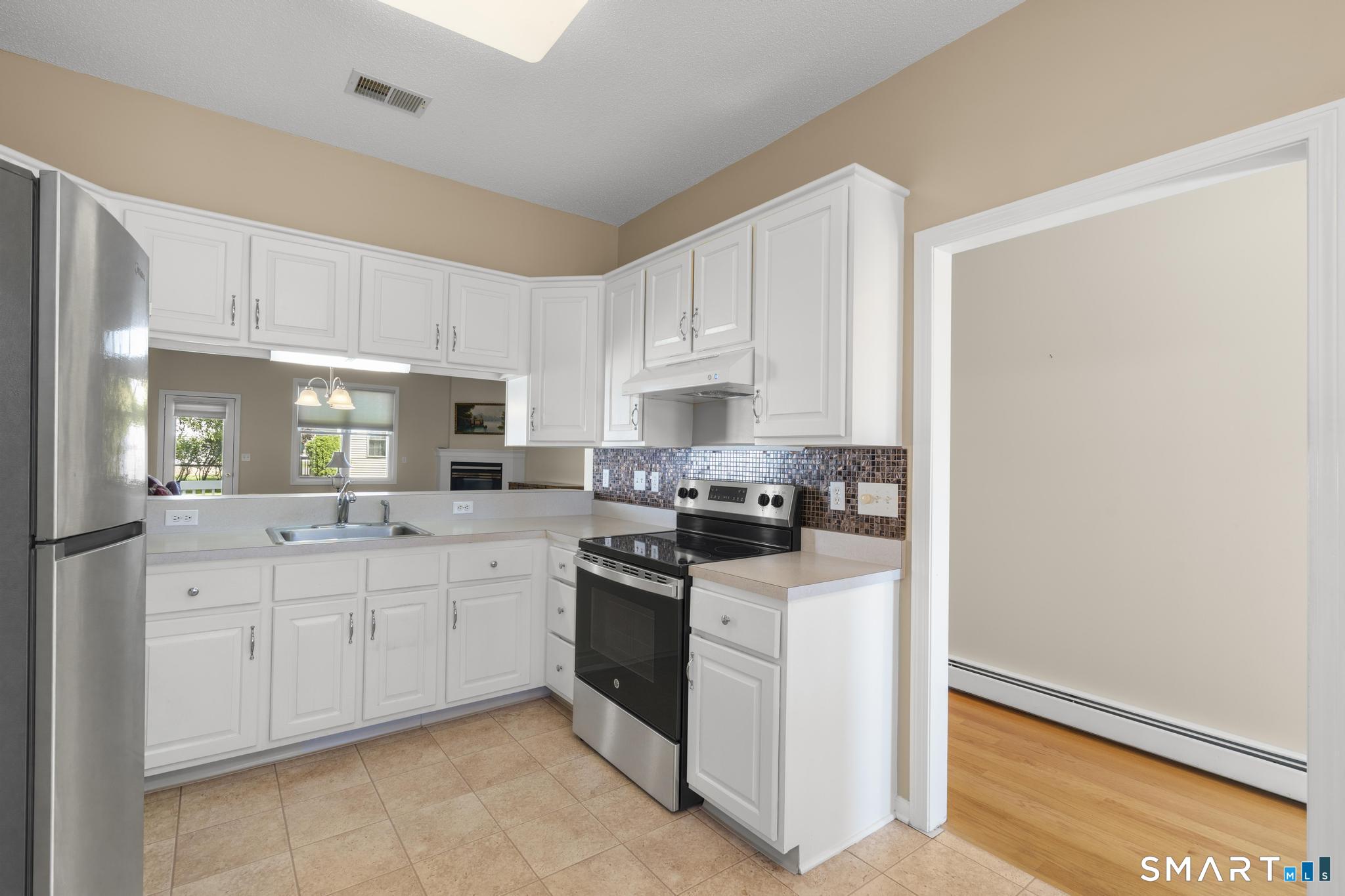 43 Pepper Bush Lane Newington CT 06111