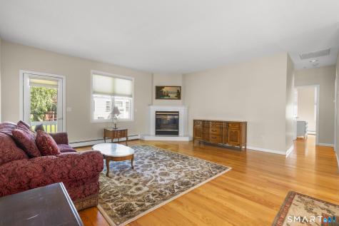 43 Pepper Bush Lane Newington CT 06111