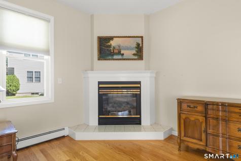 43 Pepper Bush Lane Newington CT 06111