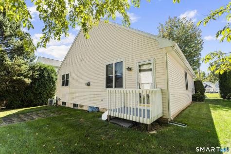 43 Pepper Bush Lane Newington CT 06111
