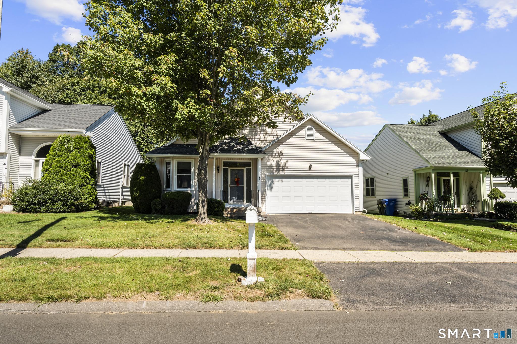 43 Pepper Bush Lane Newington CT 06111