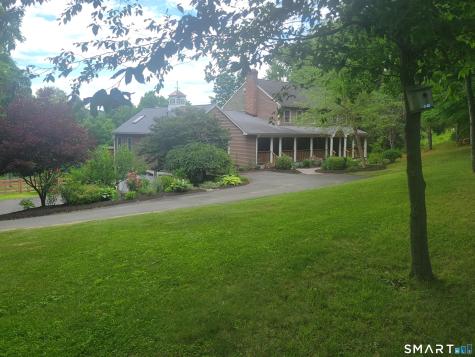 11 Gopher Road Newtown CT 06470