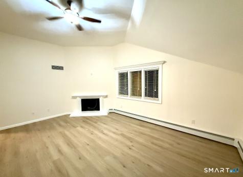 11 Byrne Court Farmington CT 06032