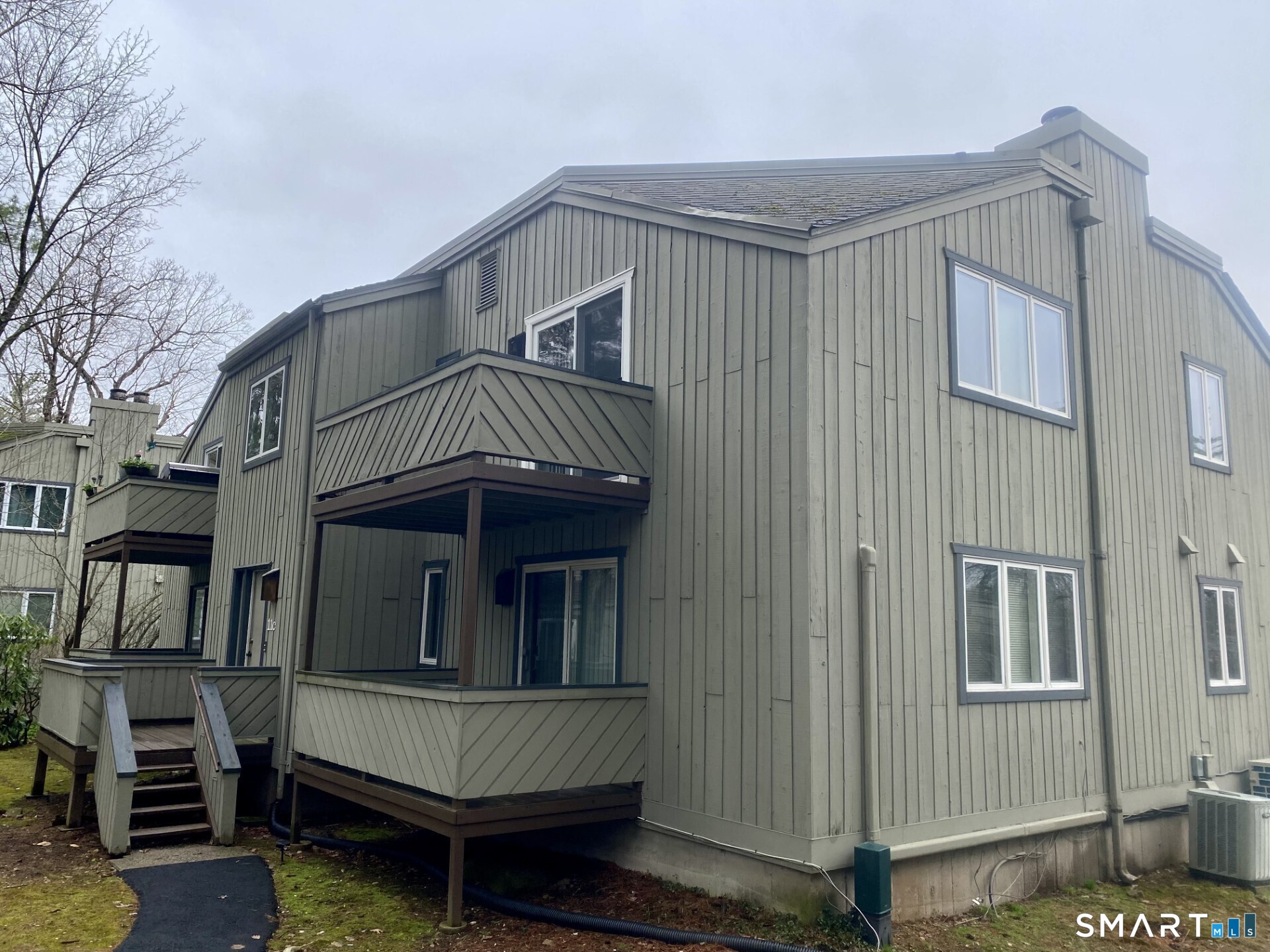 11 Byrne Court Farmington CT 06032