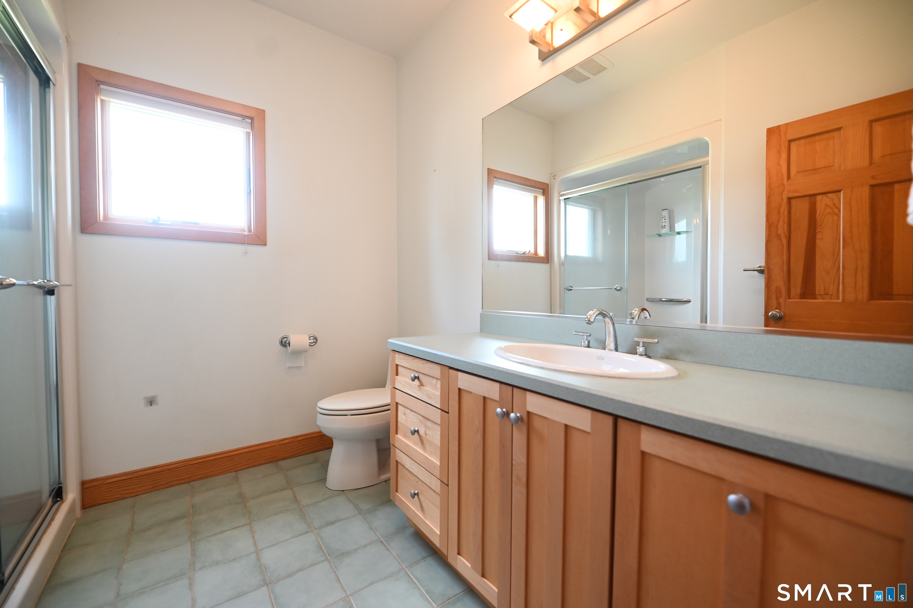 19 Longview Drive North Haven CT 06473