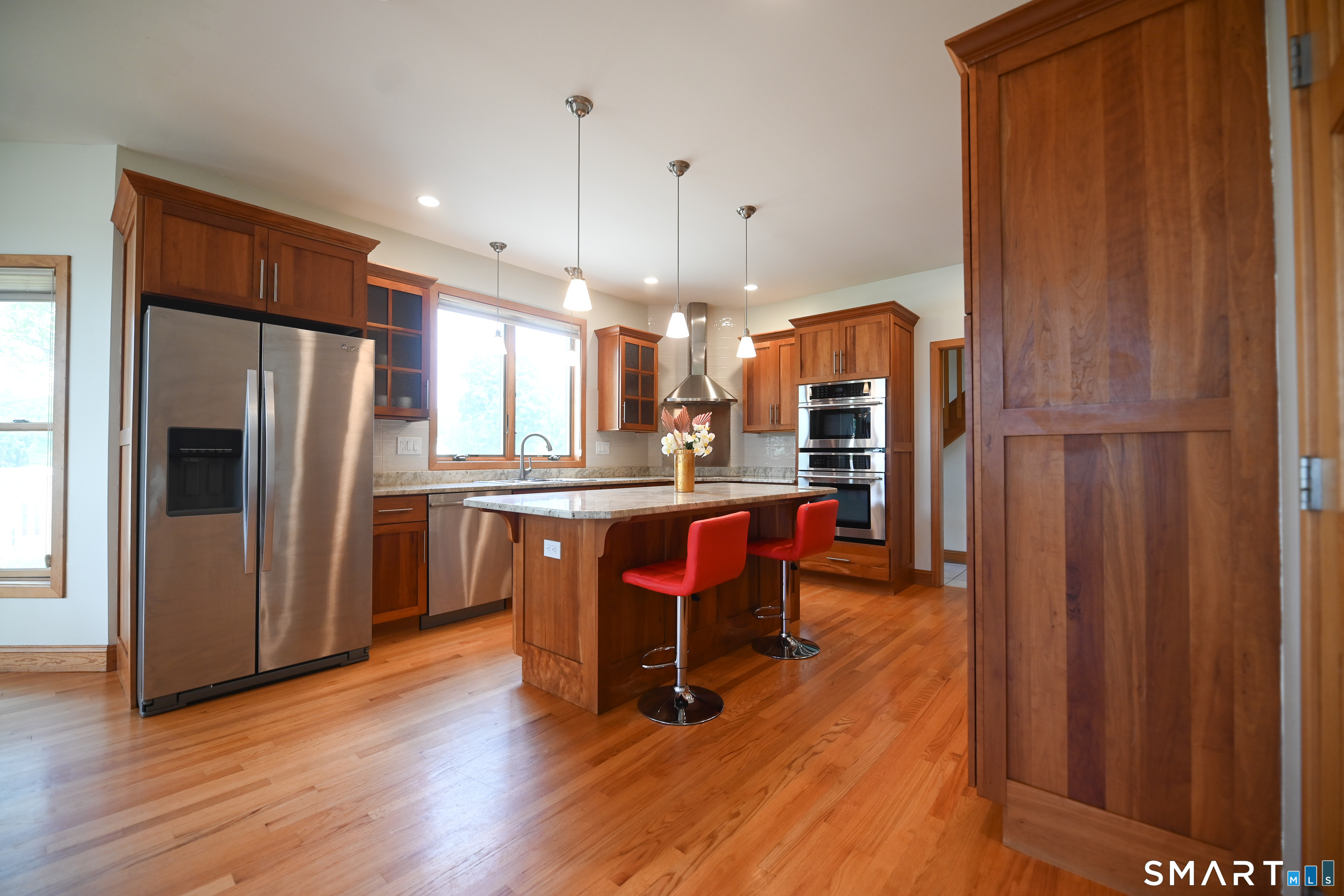 19 Longview Drive North Haven CT 06473