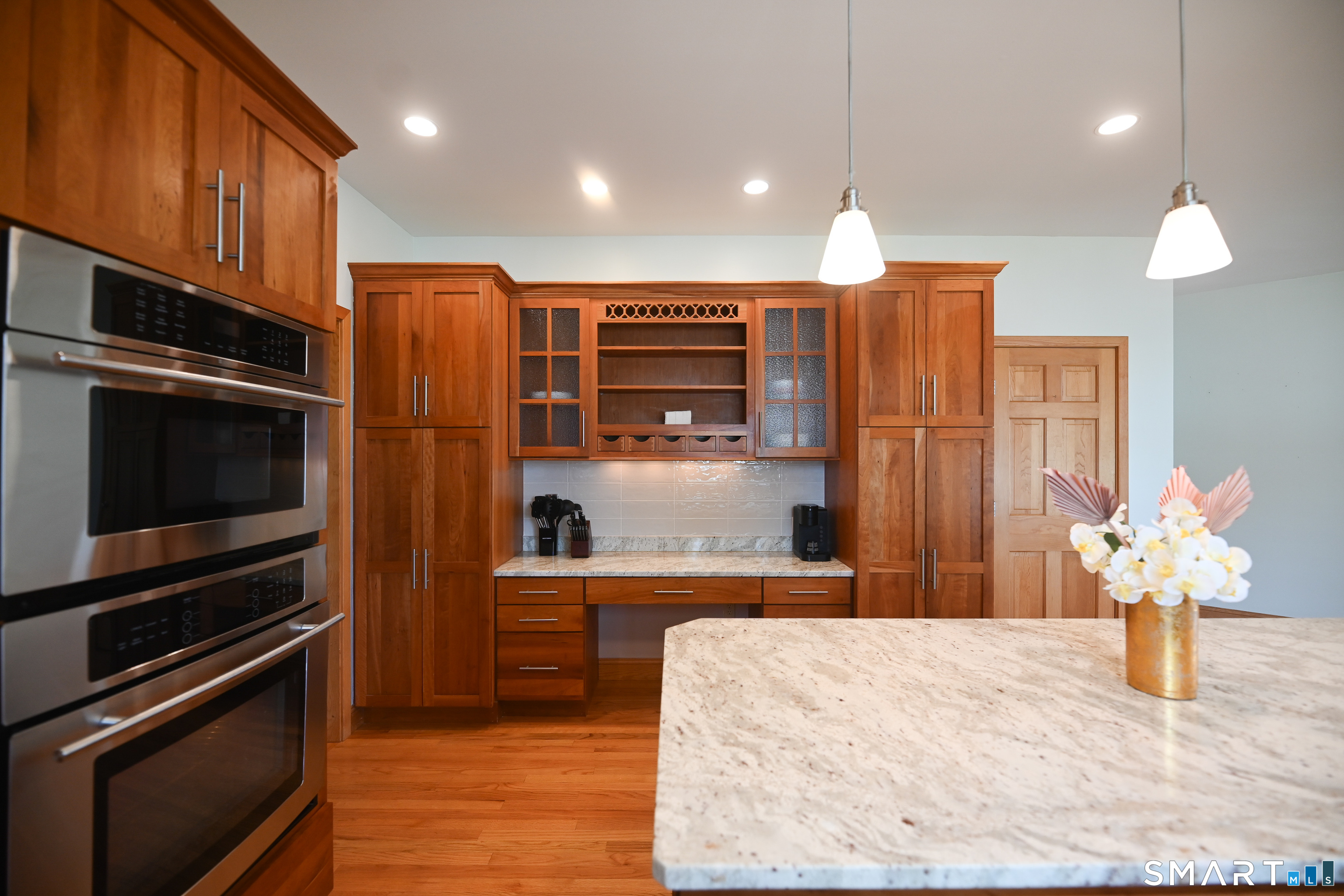19 Longview Drive North Haven CT 06473