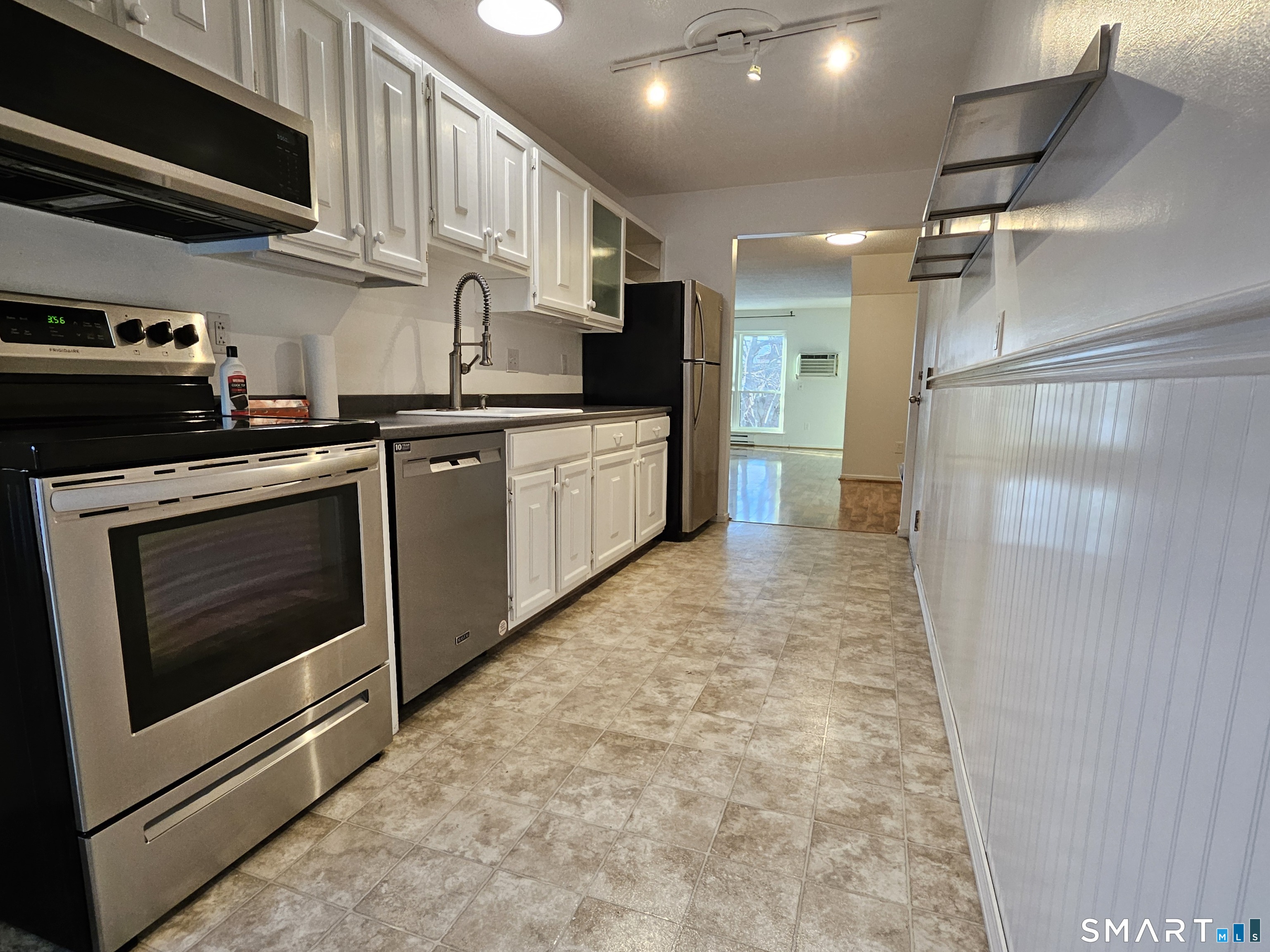 48 Wellington Drive Farmington CT 06032