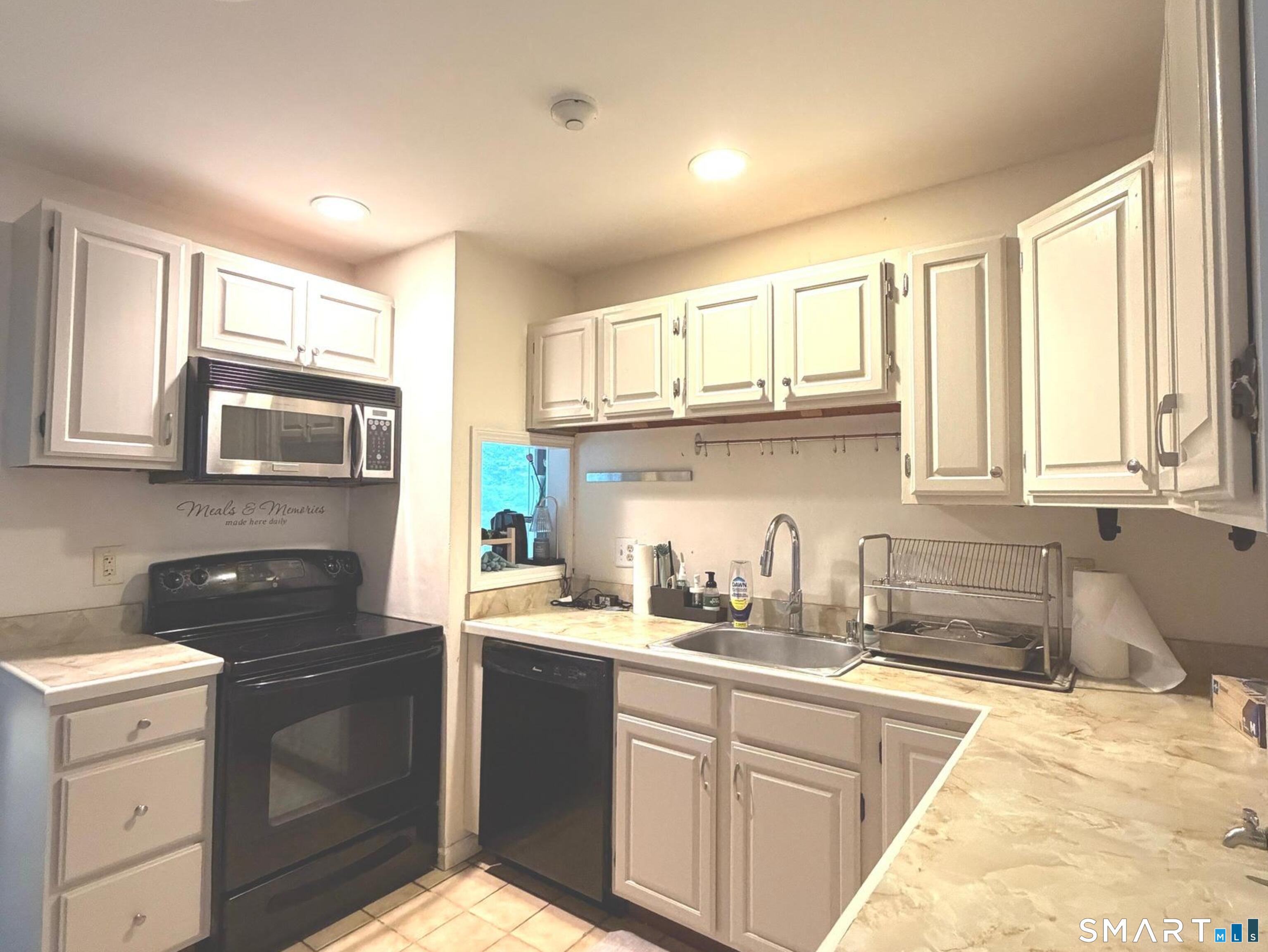 6 Ledgewood Drive Brookfield CT 06804