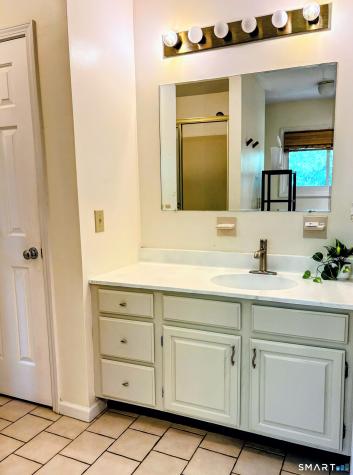 6 Ledgewood Drive Brookfield CT 06804