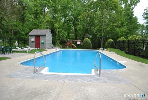 6 Ledgewood Drive Brookfield CT 06804