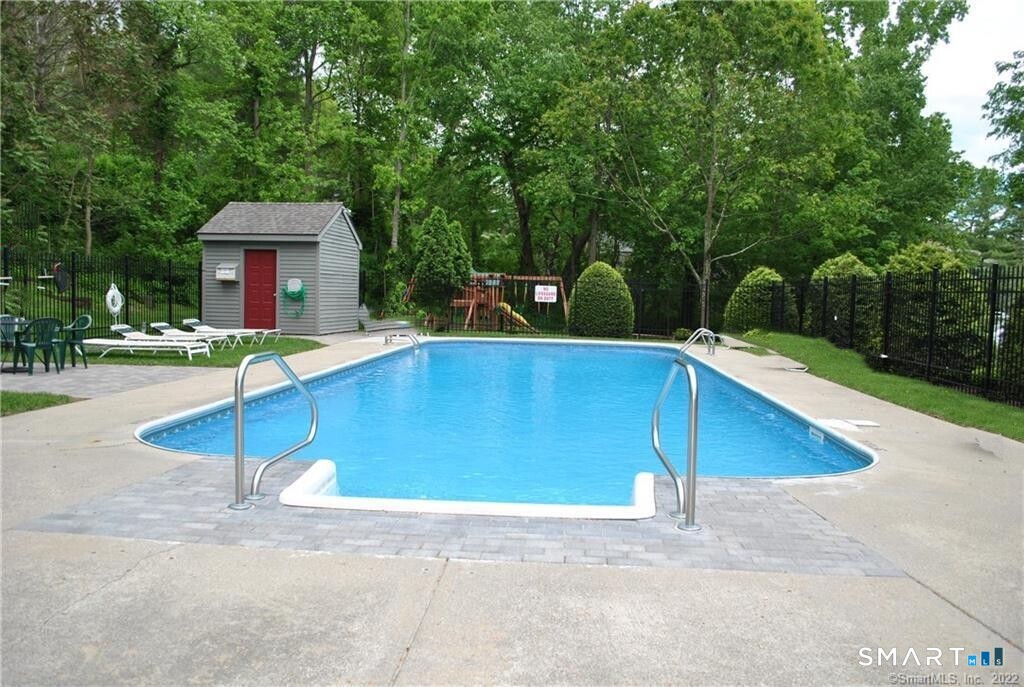 6 Ledgewood Drive Brookfield CT 06804