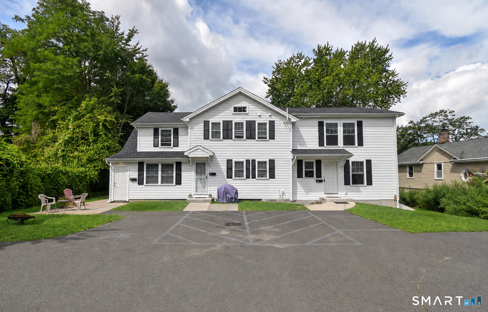 9 Center Street Canton CT 06019