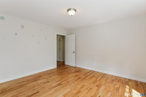 9 Center Street Canton CT 06019