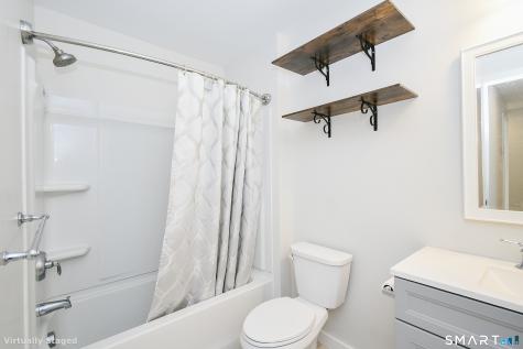 9 Center Street Canton CT 06019