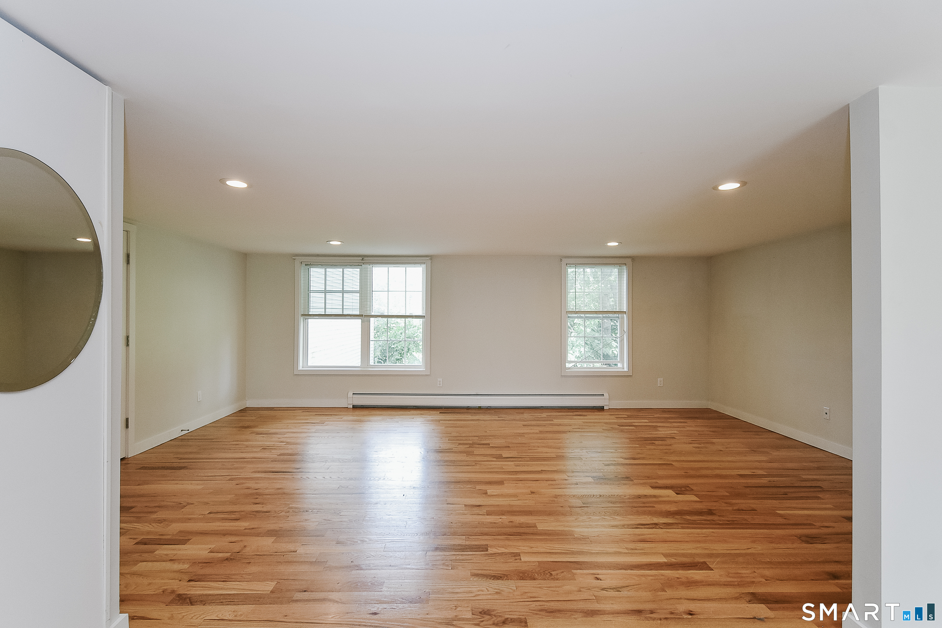 9 Center Street Canton CT 06019