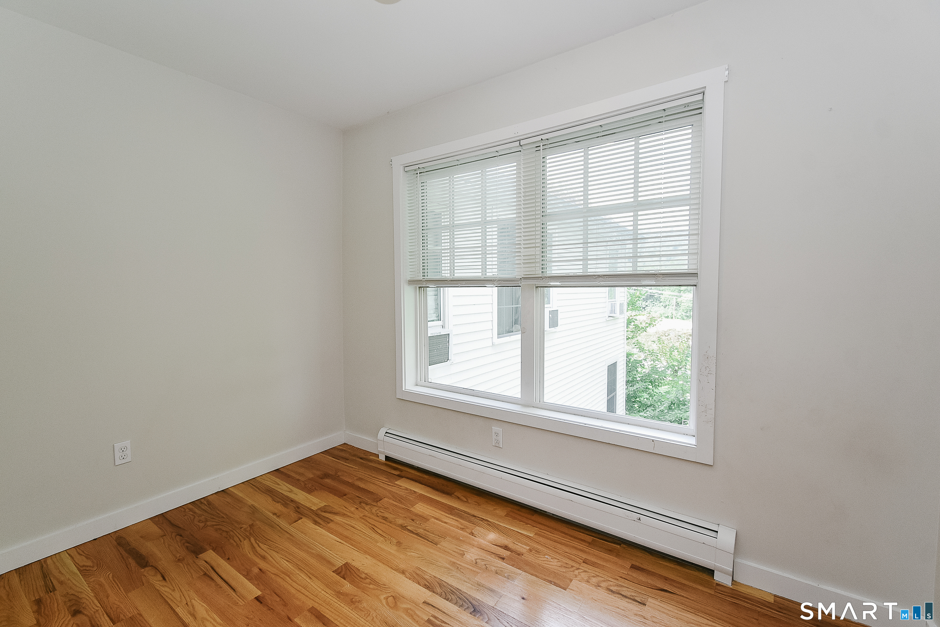 9 Center Street Canton CT 06019