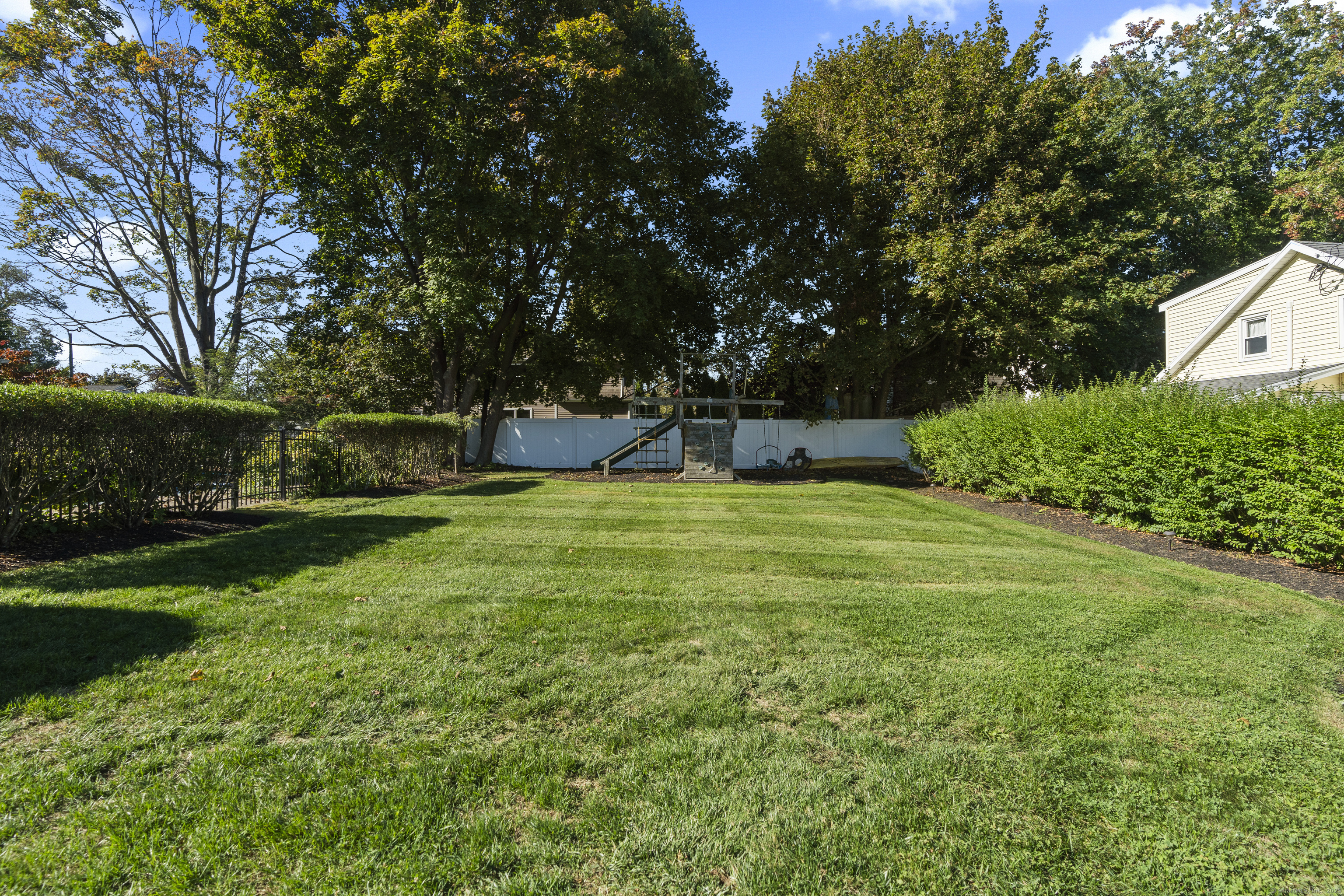 52 Kelsey Place Madison CT 06443