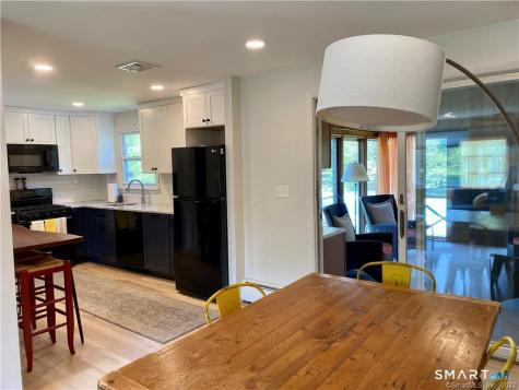 14 Stonegate Drive Branford CT 06405