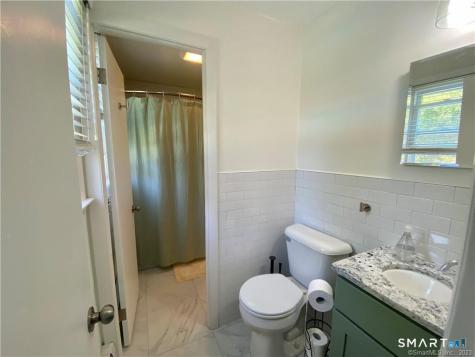 14 Stonegate Drive Branford CT 06405