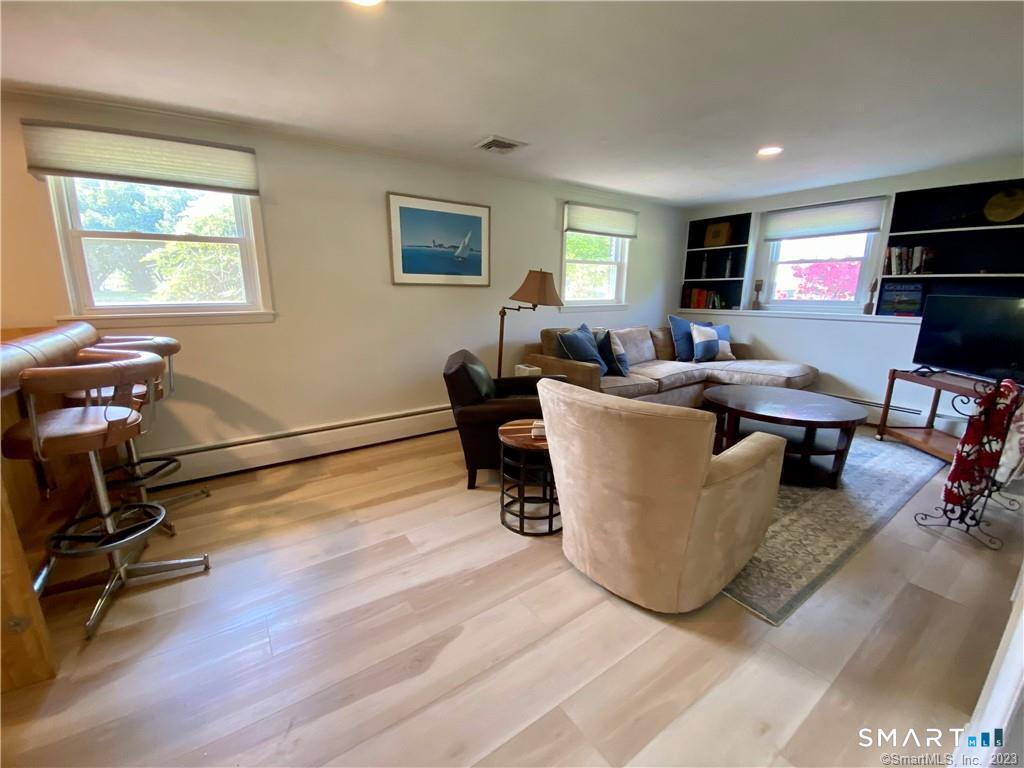 14 Stonegate Drive Branford CT 06405