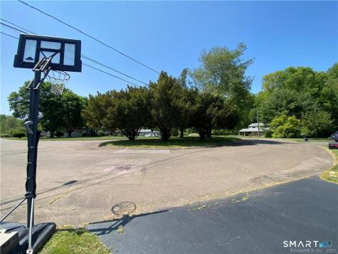 14 Stonegate Drive Branford CT 06405