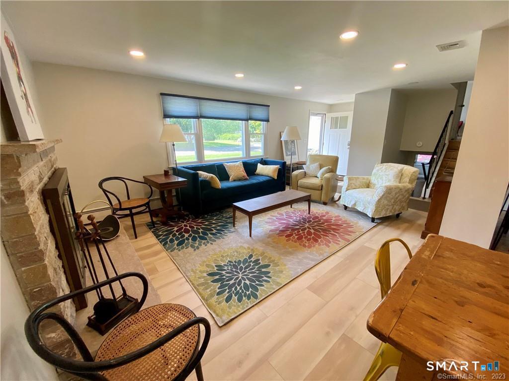 14 Stonegate Drive Branford CT 06405