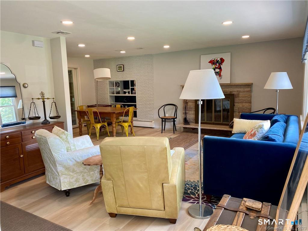 14 Stonegate Drive Branford CT 06405