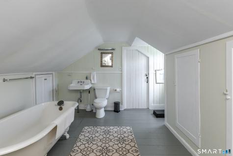 25 Meadow Street Litchfield CT 06759