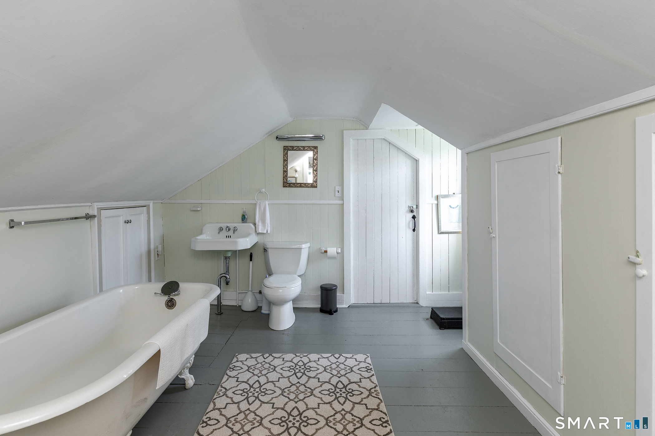 25 Meadow Street Litchfield CT 06759