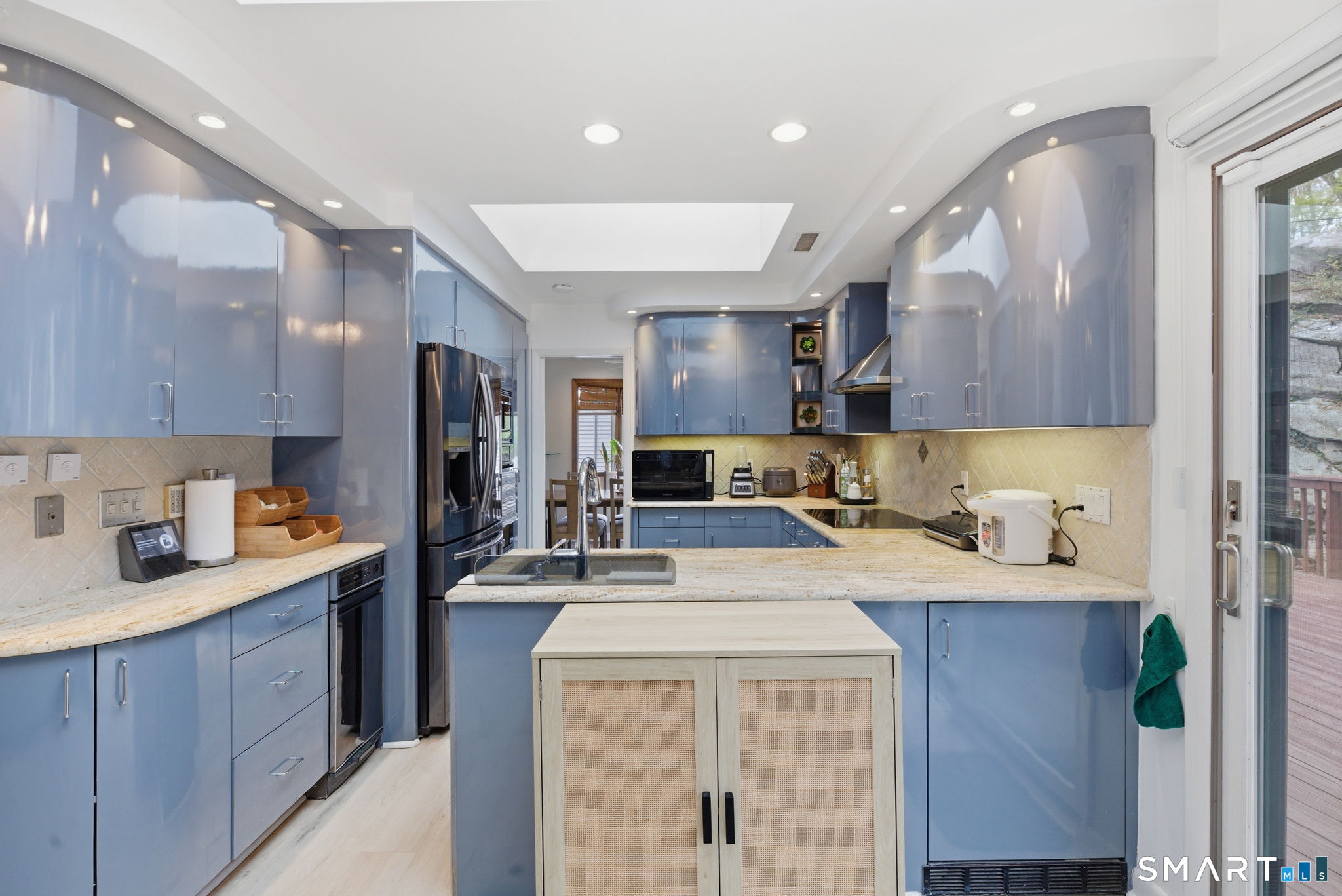 53 Dagmar Road Stamford CT 06905