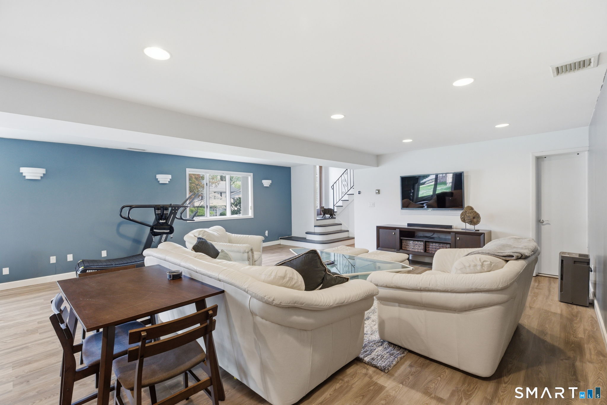 53 Dagmar Road Stamford CT 06905