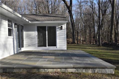 32 Deer Hill Road Redding CT 06896