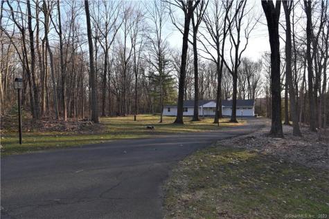 32 Deer Hill Road Redding CT 06896