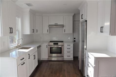 32 Deer Hill Road Redding CT 06896