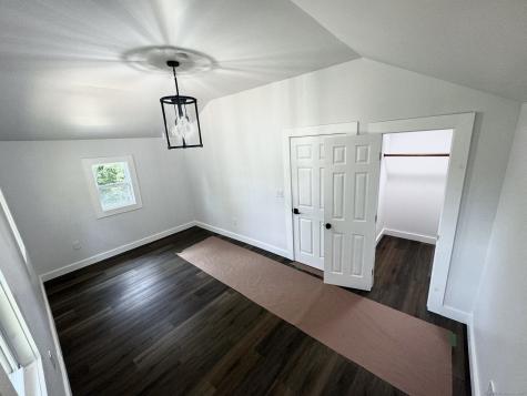 22 Hemlock Trail Newtown CT 06482