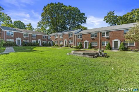 13 Hamilton Court Stamford CT 06902