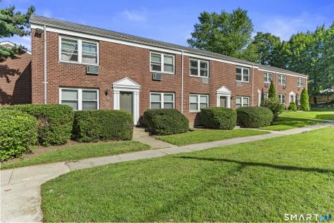 13 Hamilton Court Stamford CT 06902