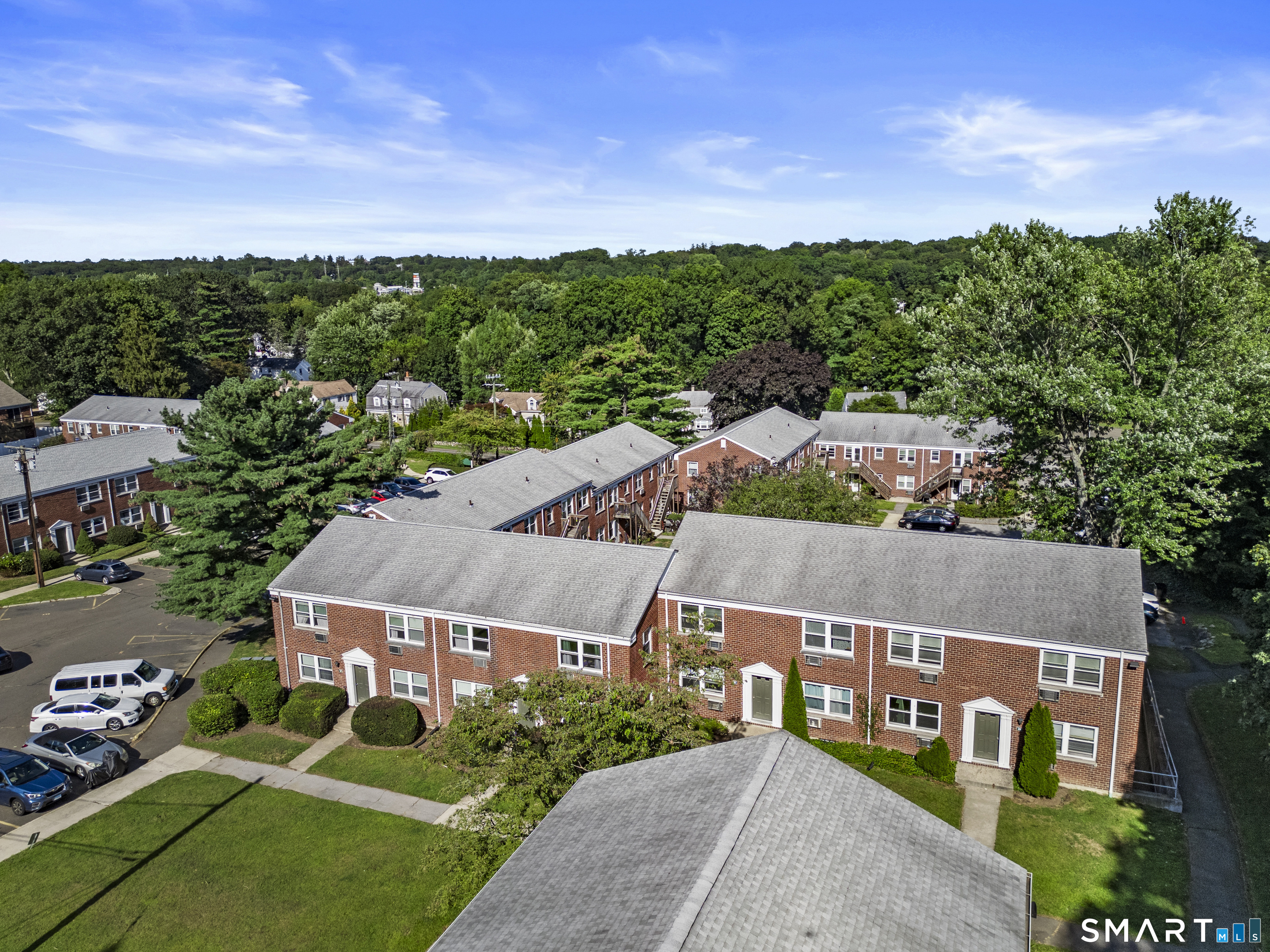 13 Hamilton Court Stamford CT 06902