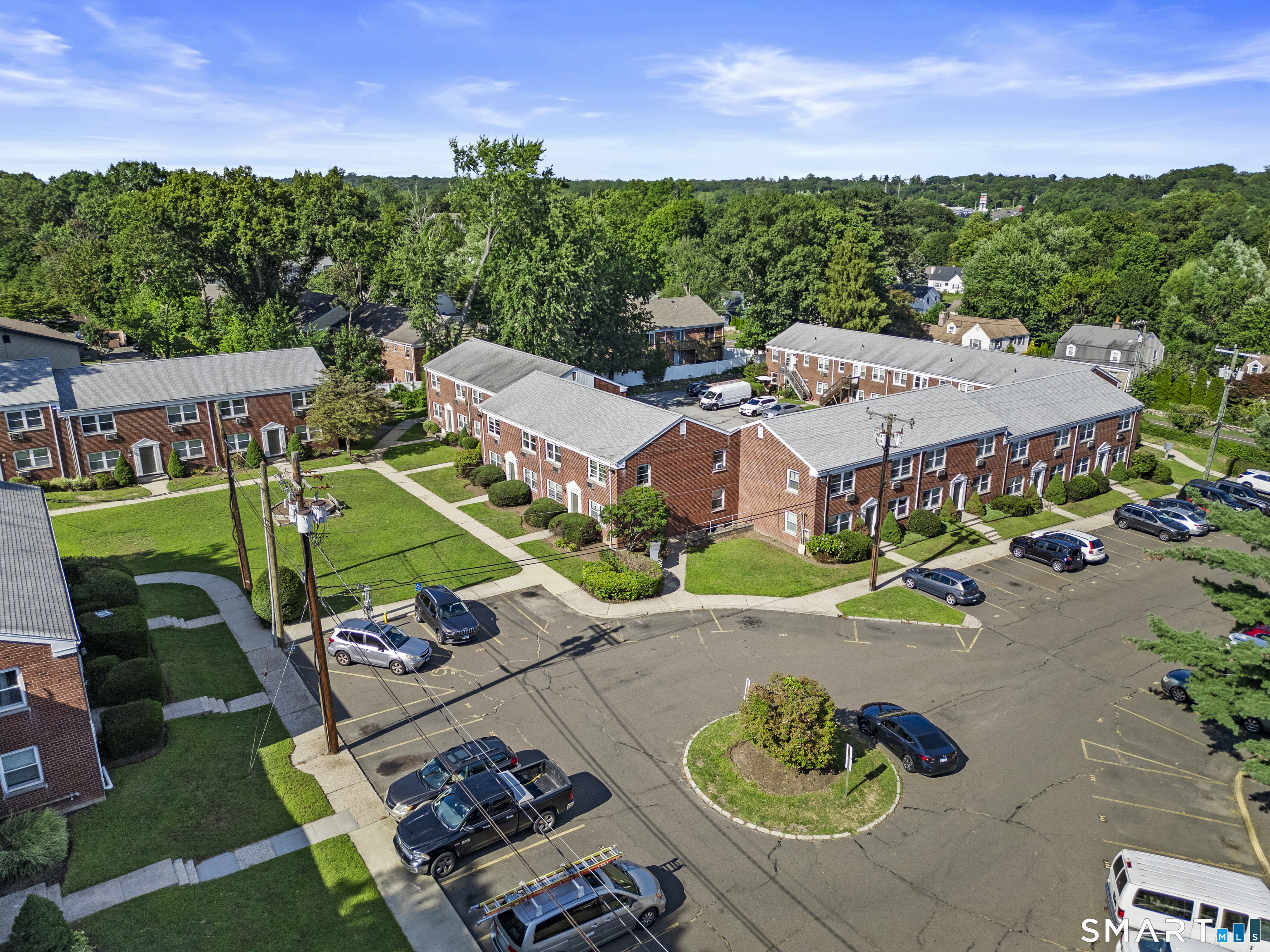 13 Hamilton Court Stamford CT 06902