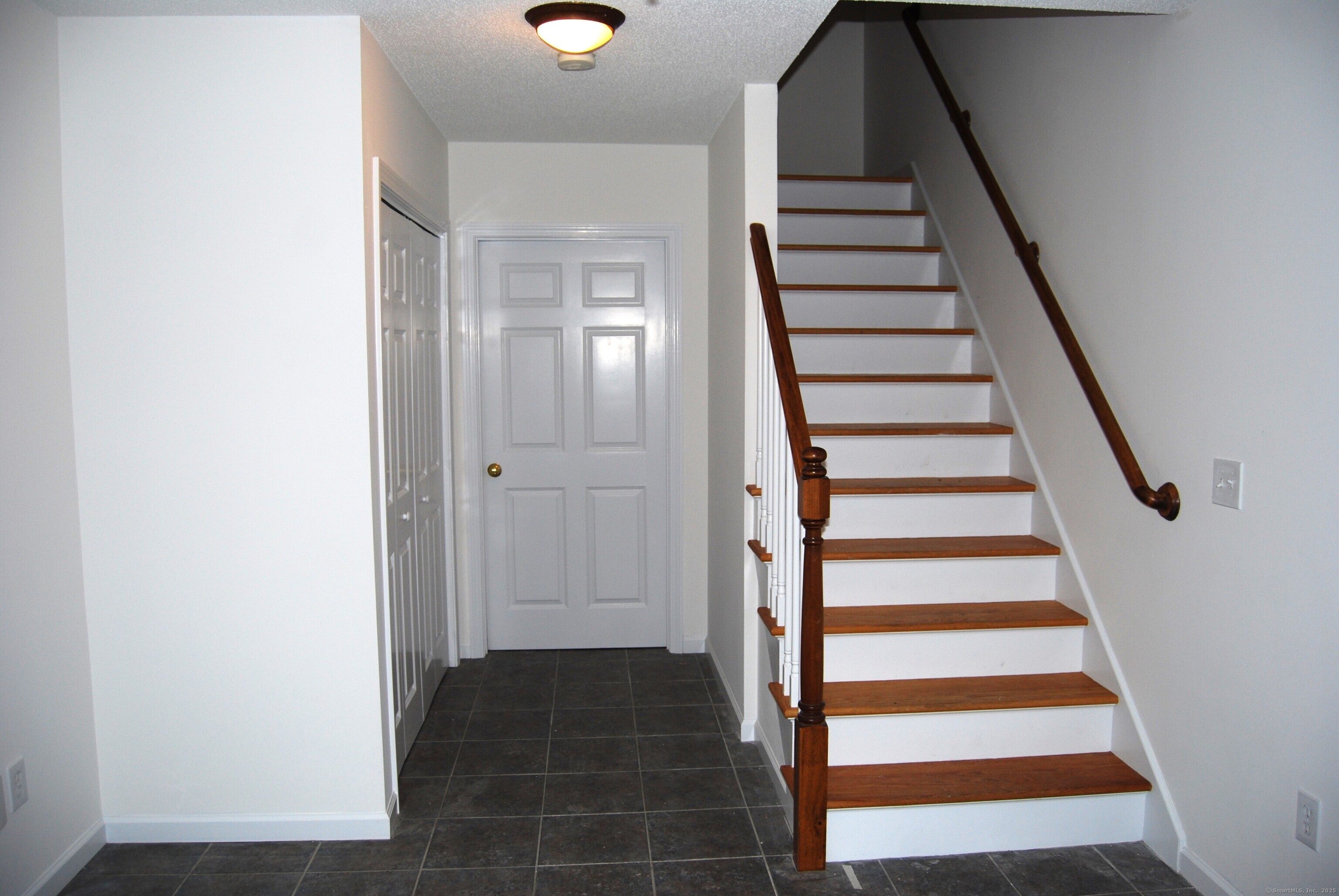 49 Overshot Drive Glastonbury CT 06073