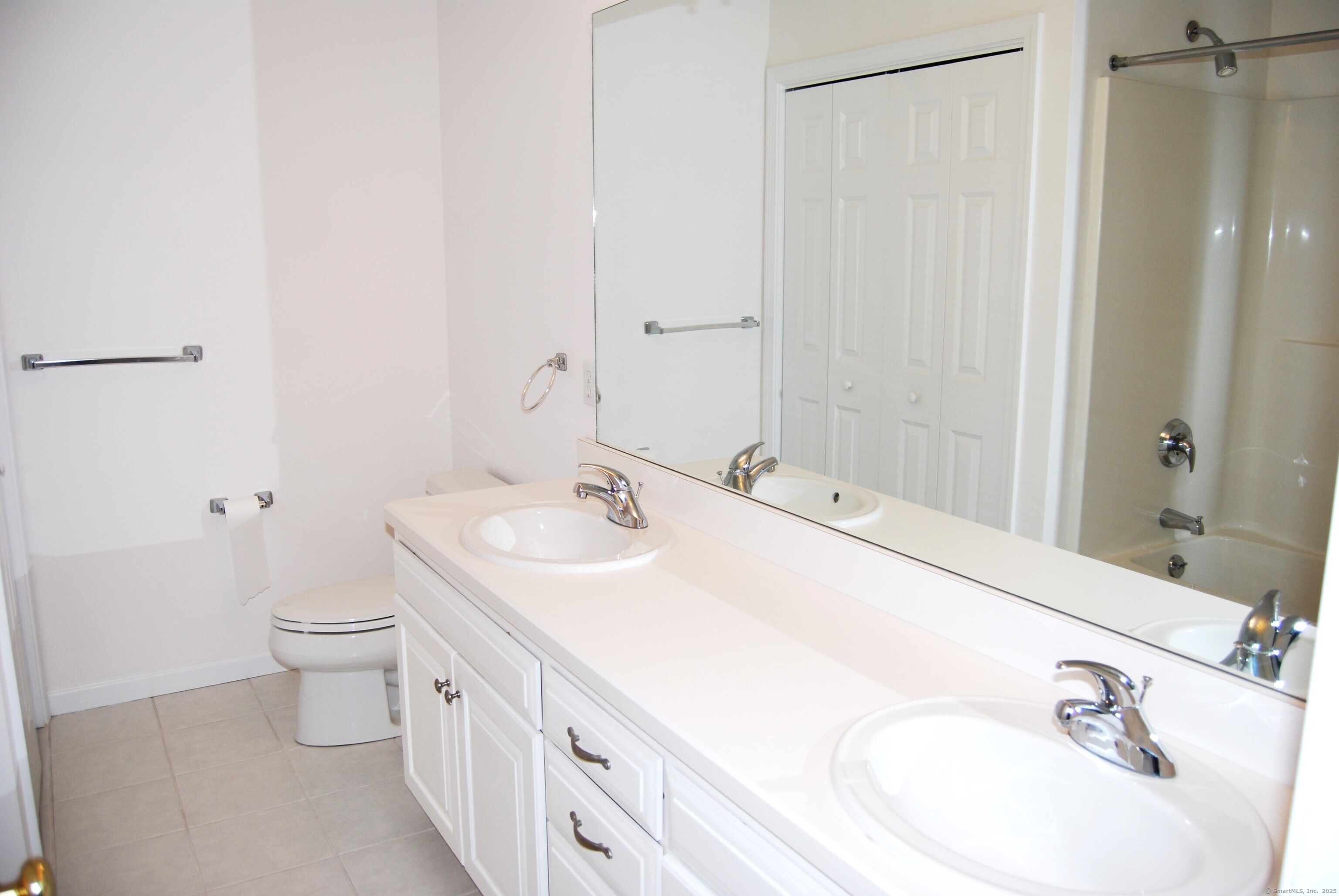 49 Overshot Drive Glastonbury CT 06073