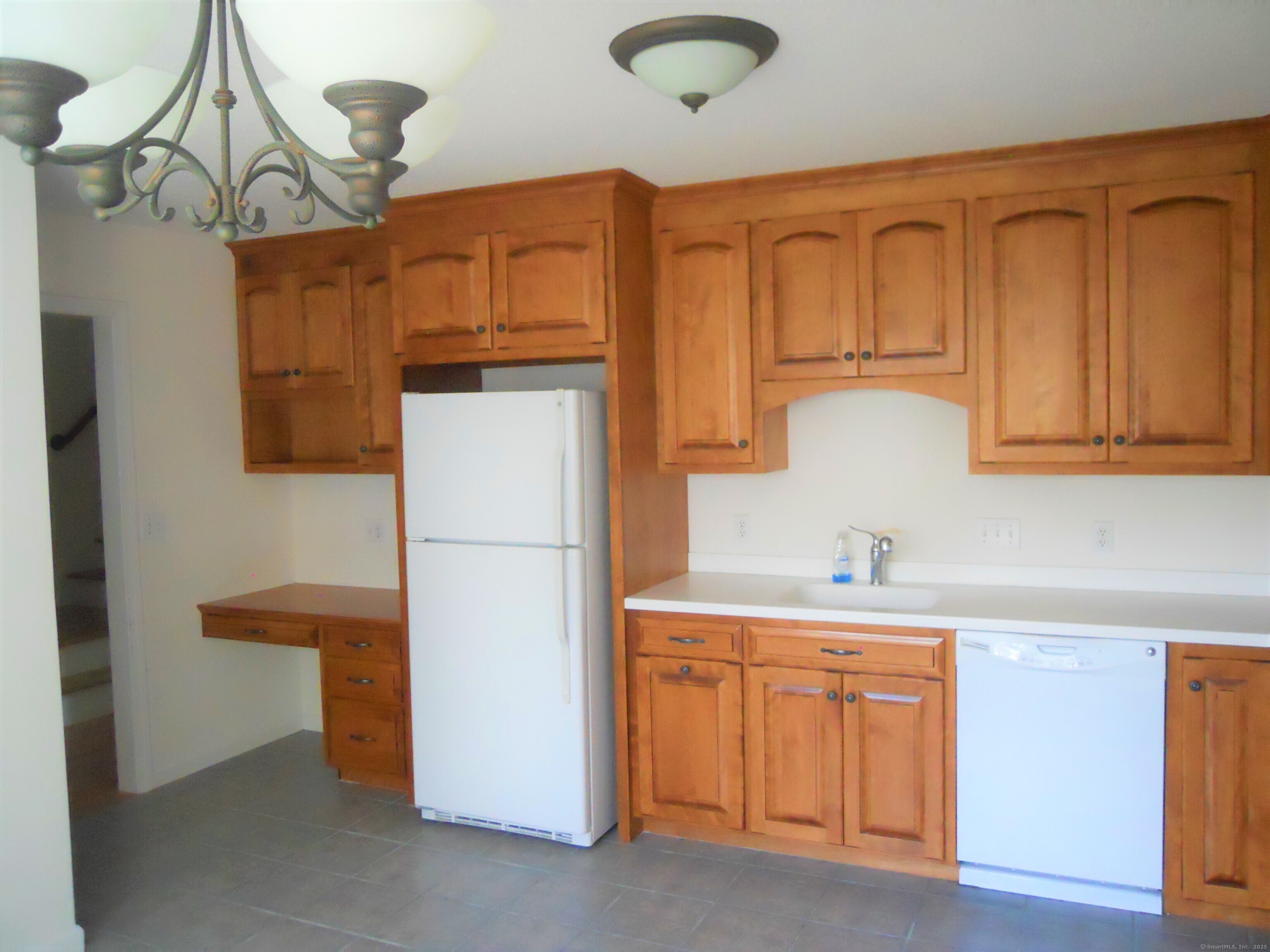 49 Overshot Drive Glastonbury CT 06073