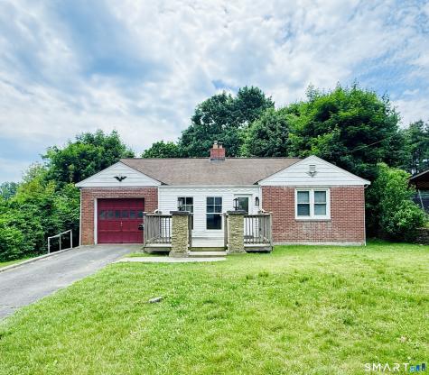 112 Ochsner Place Bridgeport CT 06606