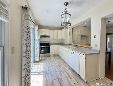 112 Ochsner Place Bridgeport CT 06606