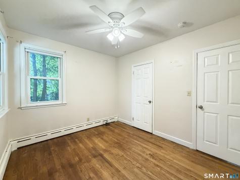 112 Ochsner Place Bridgeport CT 06606
